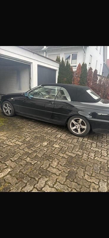 Gebraucht BMW 320 Cabriolet 170 PS (125 kW) 2003 Schwarz Cabrio