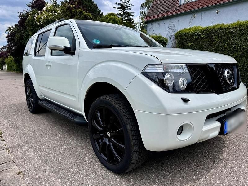 Gebraucht Nissan Pathfinder 171 PS (125 kW) 2008 Weiß SUV