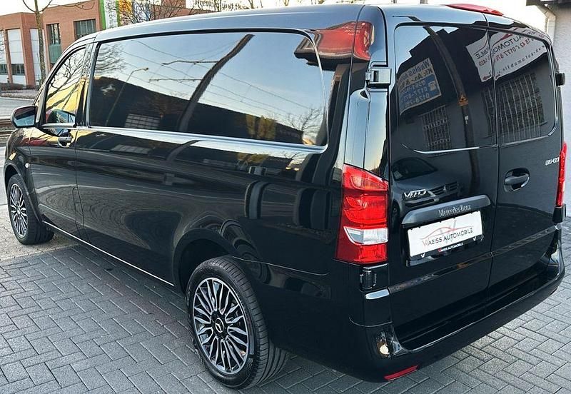 Gebraucht Mercedes Vito 163 PS (119 kW) 2018 Schwarz Van