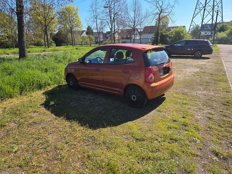 Gebraucht Kia Picanto Spirit 65 PS (47 kW) 2009 Orange Kleinwagen