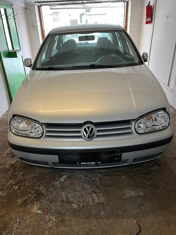 Gebraucht VW Golf IV 101 PS (74 kW) 1997 Silber Kleinwagen