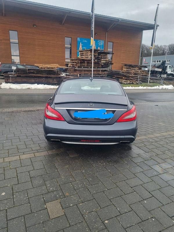 Gebraucht Mercedes CLS350 265 PS (194 kW) 2011 Grau Coupé