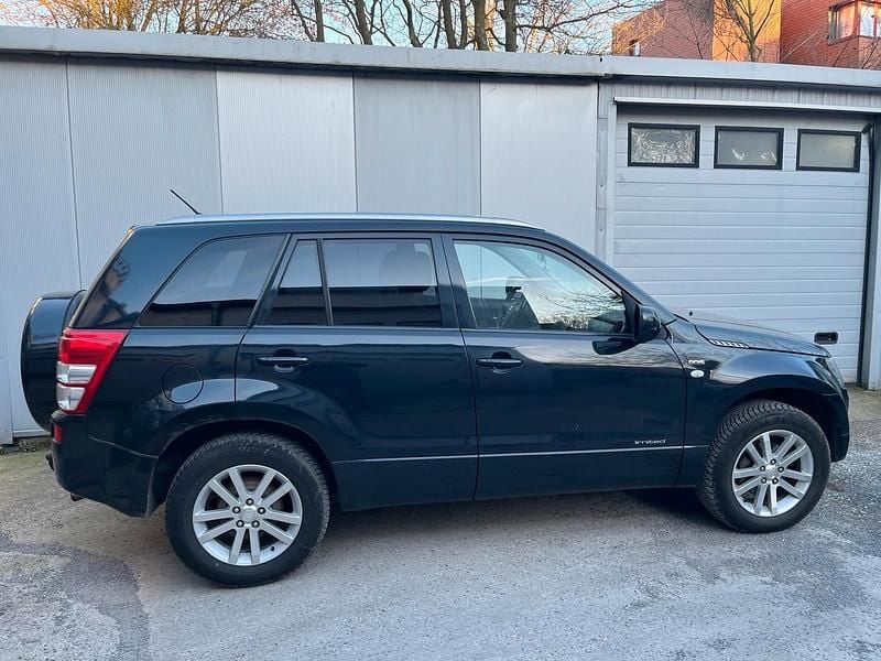 Gebraucht Suzuki Grand Vitara 130 PS (95 kW) 2008 Schwarz SUV