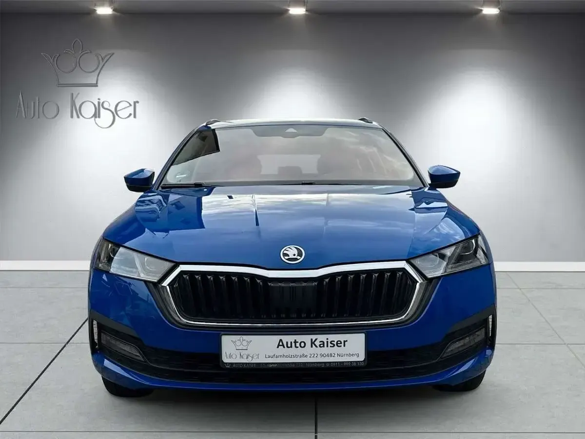 Gebraucht Skoda Octavia Clever 150 PS (110 kW) 2022 Blau Kombi