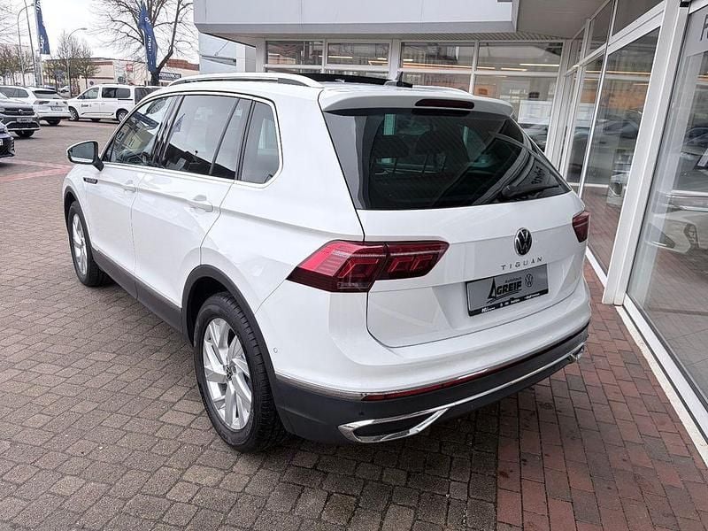 Gebraucht VW Tiguan Elegance 150 PS (110 kW) 2022 Weiß SUV