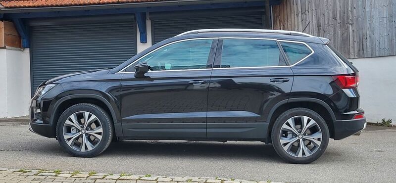 Schwarz Gebraucht 2017 Seat Ateca 4Drive SUV | 15.000 € (Fairer Preis) - Bild 1/4