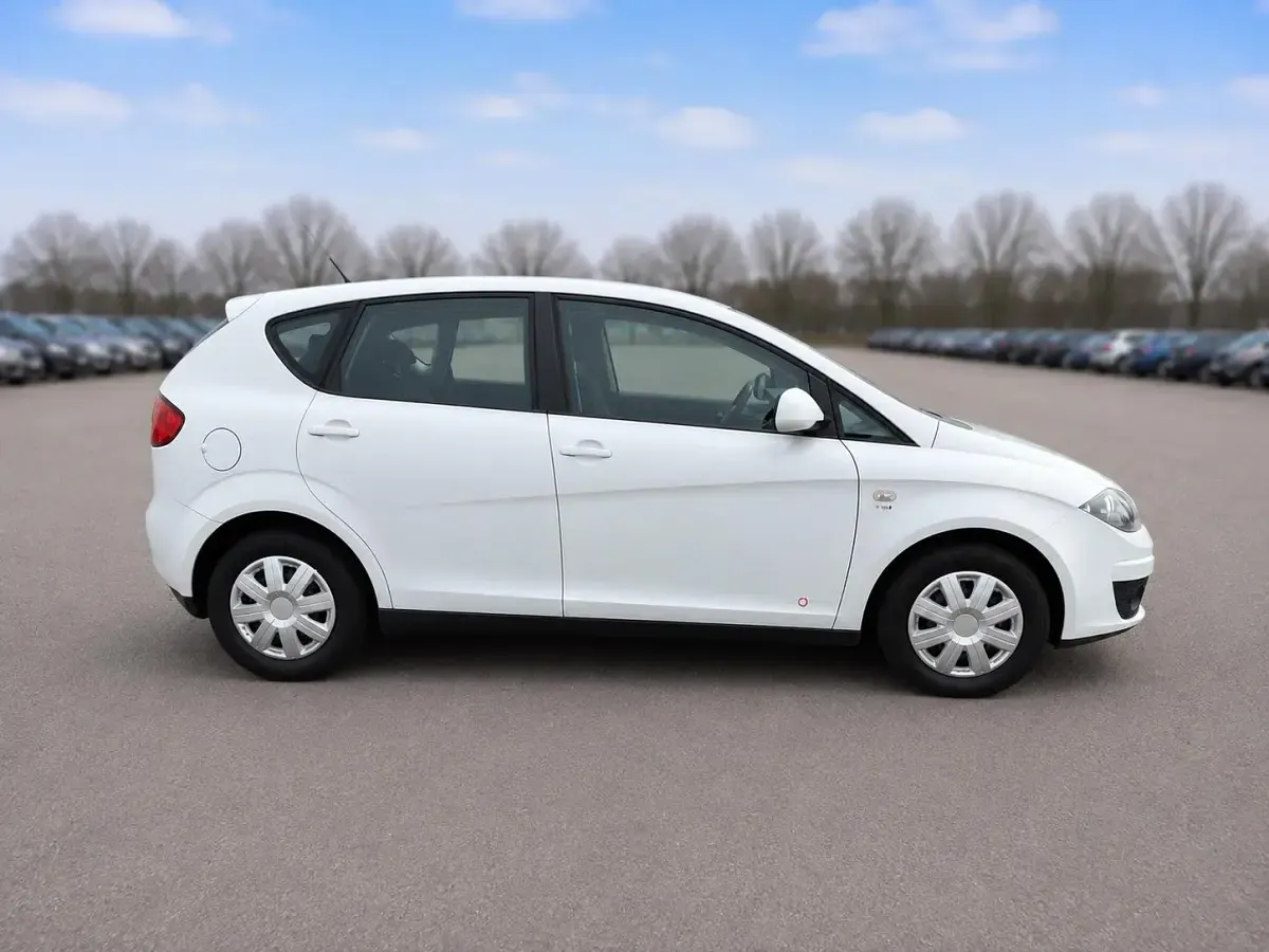 Gebraucht Seat Altea 105 PS (77 kW) 2012 Weiß Van / Kleinbus