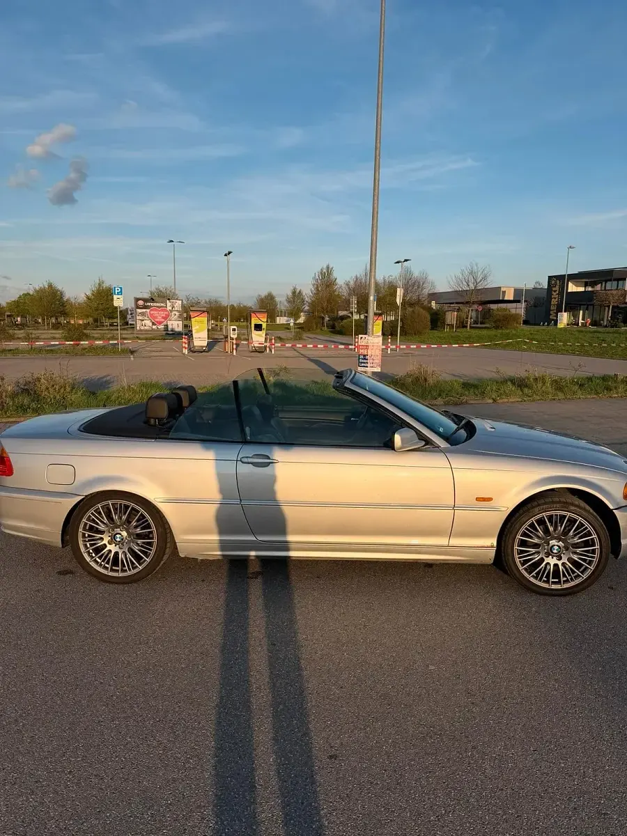 Gebraucht BMW 318 Cabriolet 143 PS (105 kW) 2003 Grau Cabrio