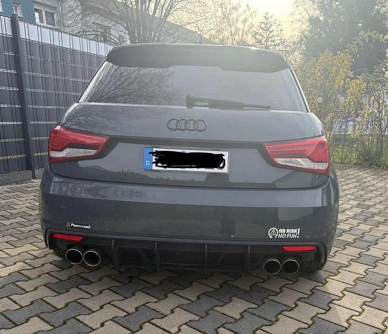 Gebraucht Audi S1 S-Line 231 PS (169 kW) 2015 Grau Kleinwagen