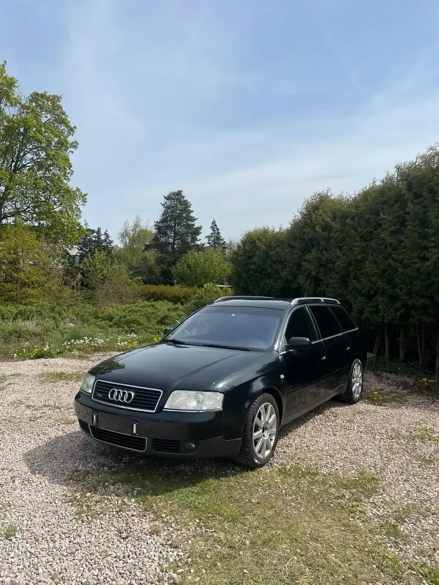 Używany Audi A6 180 KM (132 kW) 2003 Czarny Kombi