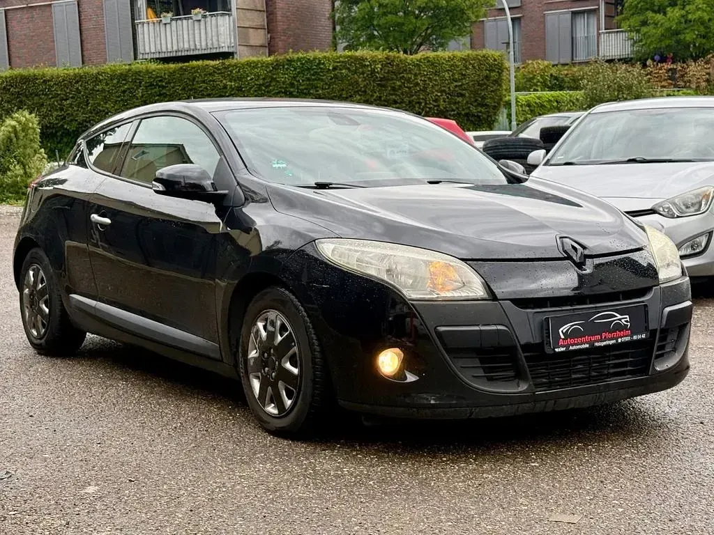 Gebraucht Renault Mégane Coupé 131 PS (96 kW) 2011 Schwarz Coupé