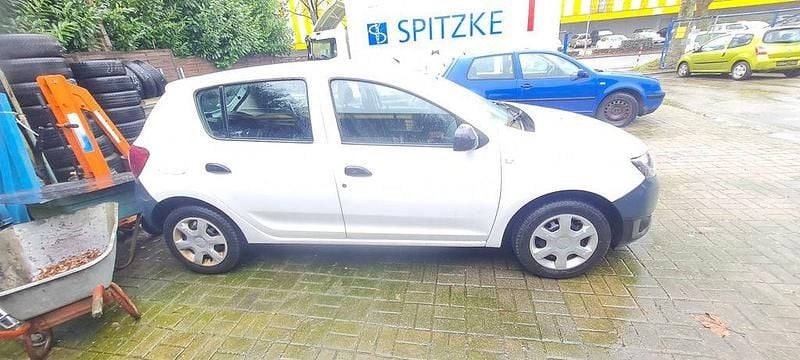 Gebraucht Dacia Sandero Essentiel 73 PS (53 kW) 2016 Limousine