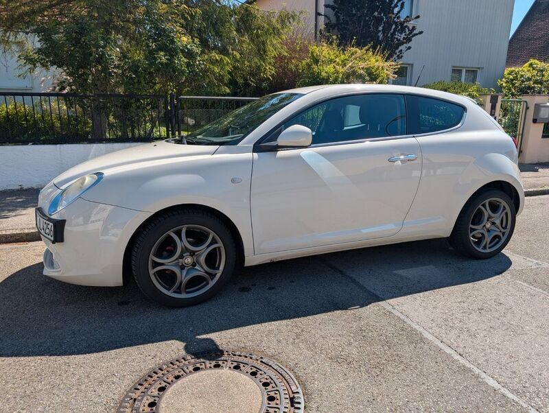 Weiß Gebraucht 2010 Alfa Romeo MiTo Kleinwagen | 4.300 € (Fairer Preis) - Bild 1/4