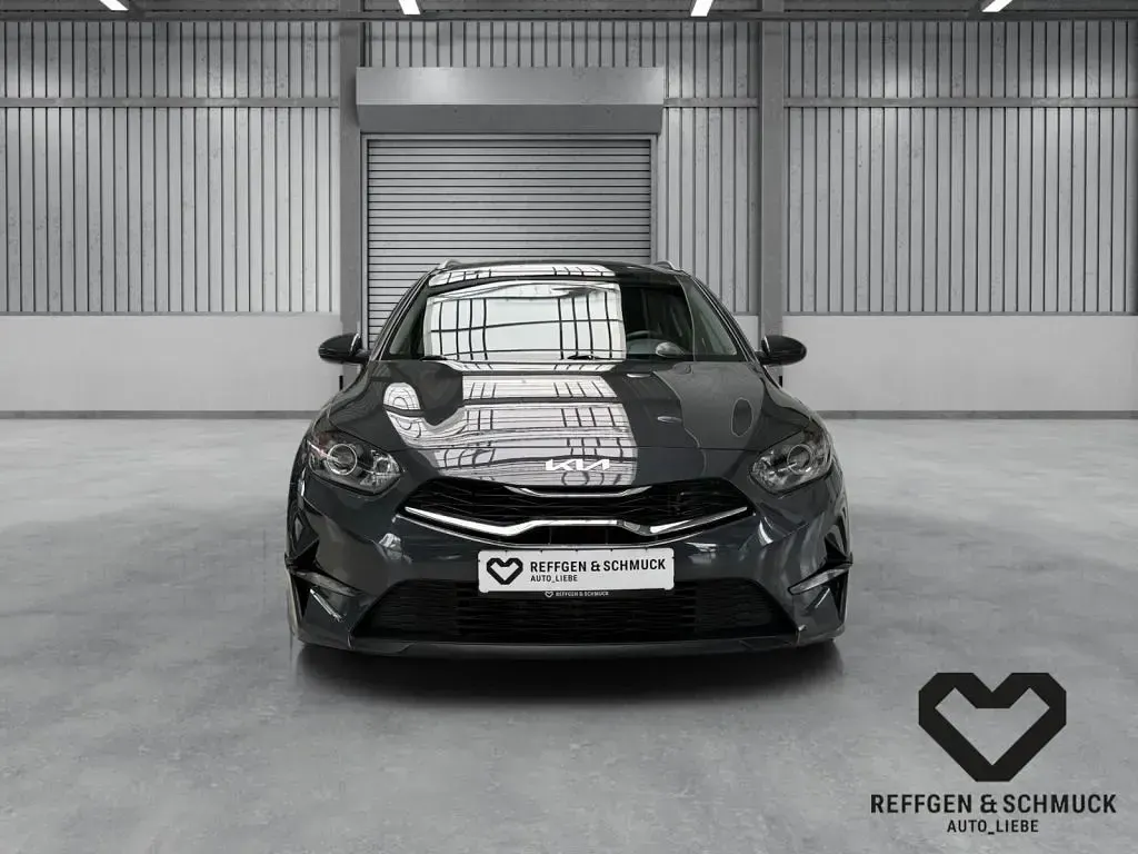 Gebraucht Kia Ceed 160 PS (117 kW) 2022 Dark penta (metallic) Kleinwagen