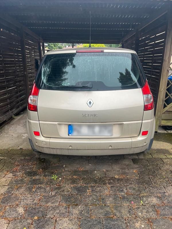 Beige Gebraucht 2008 Renault Mégane III Limousine | 1.999 € - Bild 1/4