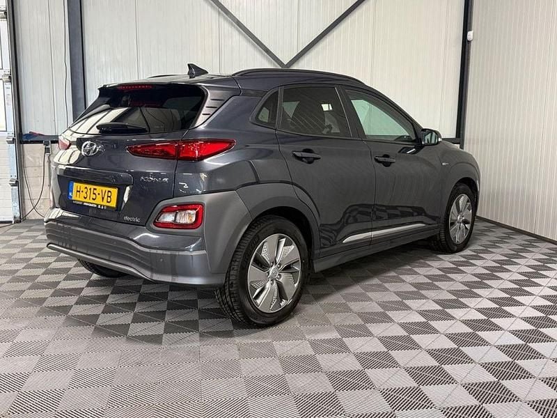 Gebraucht Hyundai Kona Premium 150 kW (204 PS) 2020 Grau SUV