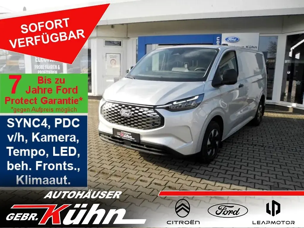 Neu Ford E-Transit Trend 100 kW (136 PS) 2025 Frozen white Van