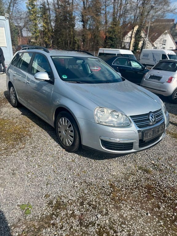 Gebraucht VW Golf V Trendline 105 PS (77 kW) 2008 Silber Kombi