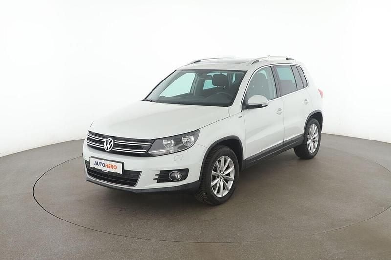 Weiß Gebraucht 2015 VW Tiguan LOUNGE SUV | 14.940 € (Fairer Preis) - Bild 1/3