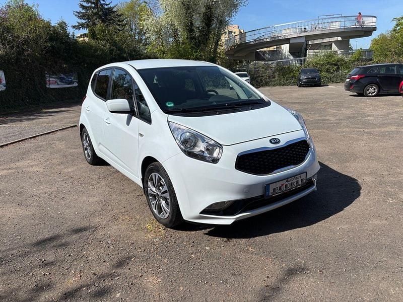 Weiß Gebraucht 2015 Kia Venga Platinum Kleinwagen | 11.490 € (Fairer Preis) - Bild 1/3