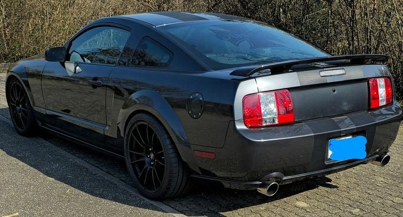 Gebraucht Ford Mustang 305 PS (224 kW) 2007 Schwarz Coupé
