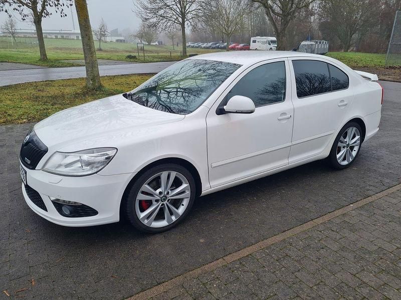 Gebraucht Skoda Octavia RS 200 PS (147 kW) 2010 Weiß Limousine