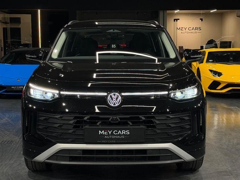 Gebraucht VW Tayron Life 150 PS (110 kW) 2025 Schwarz SUV