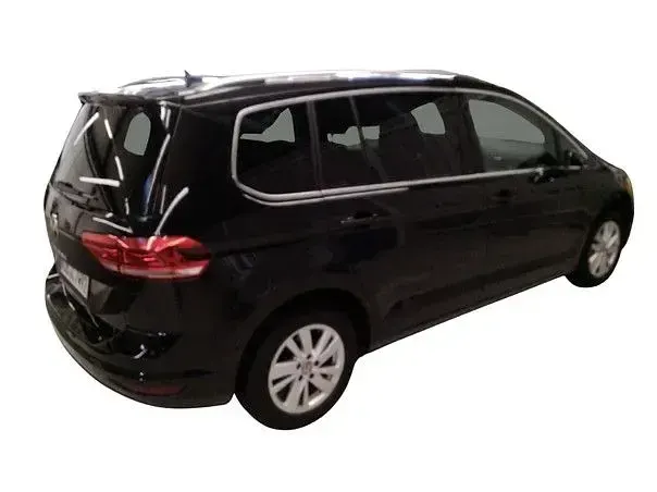 Gebraucht VW Touran Highline 150 PS (110 kW) 2025 Grenadillschwarz Van / Kleinbus