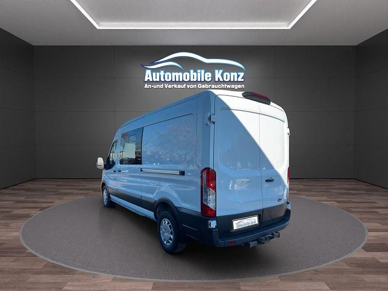 Gebraucht Ford Transit Trend 131 PS (96 kW) 2020 Weiß Limousine
