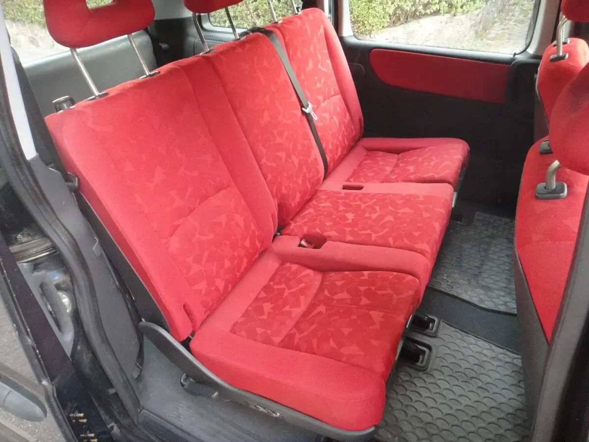 Gebraucht Mercedes Vaneo 125 PS (91 kW) 2003 Schwarz Van / Kleinbus