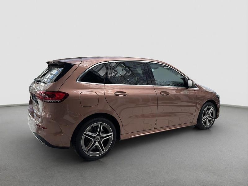 Gebraucht Mercedes E250 AMG 160 PS (117 kW) 2021 Rosgold Limousine