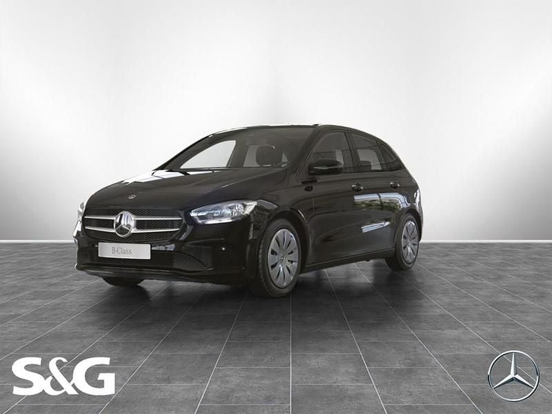 Gebraucht Mercedes B250e 160 PS (117 kW) 2022 Van / Kleinbus