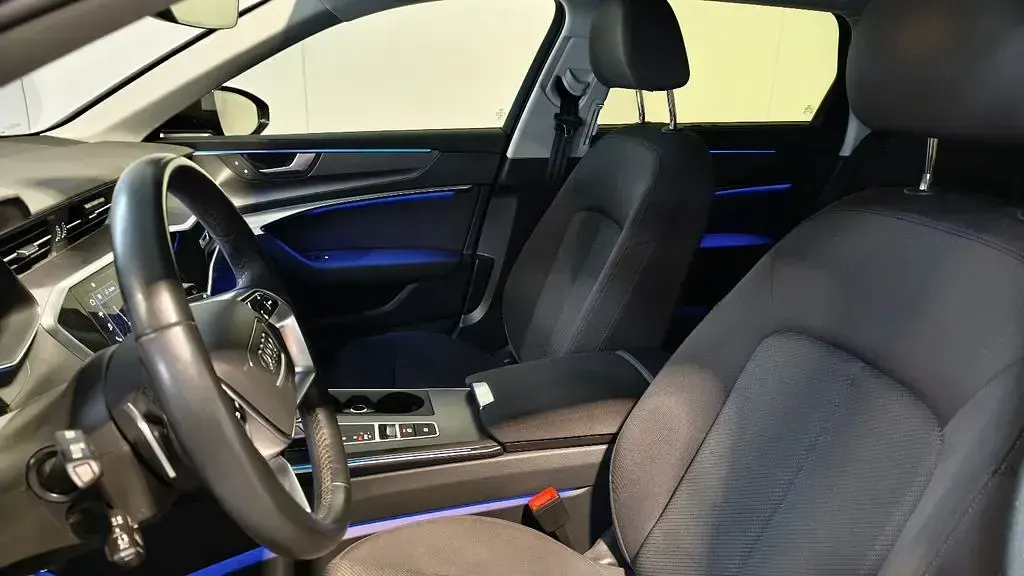 Gebraucht Audi A6 Ambiente 163 PS (119 kW) 2023 Schwarz Kombi