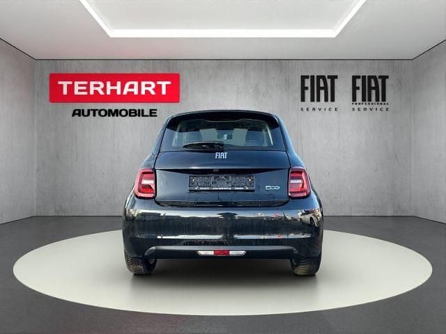 Gebraucht Fiat 500e Icon 86 kW (118 PS) 2022 Schwarz Kleinwagen