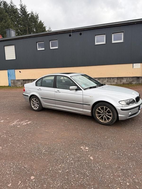 Gebraucht BMW 316 116 PS (85 kW) 2002 Silber Limousine