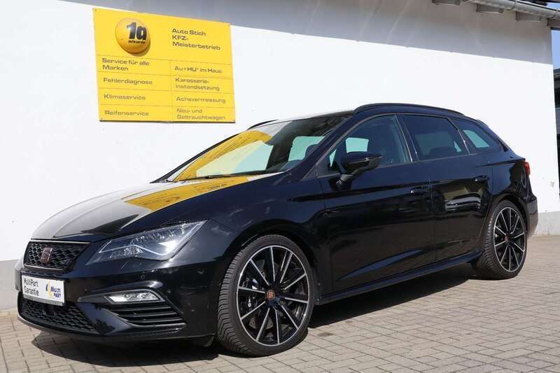 Mitternachtsschwarz Gebraucht 2020 Cupra Leon Kombi | 24.950 € (Guter Preis) - Bild 1/4