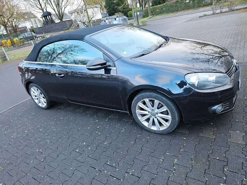 Gebraucht VW Golf Cabriolet Exclusive 160 PS (117 kW) 2012 Schwarz Cabrio