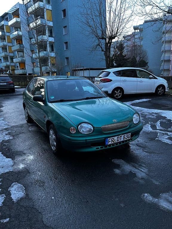 Grün Gebraucht 1999 Toyota Corolla Limited Limousine | 1.750 € (Guter Preis) - Bild 1/4