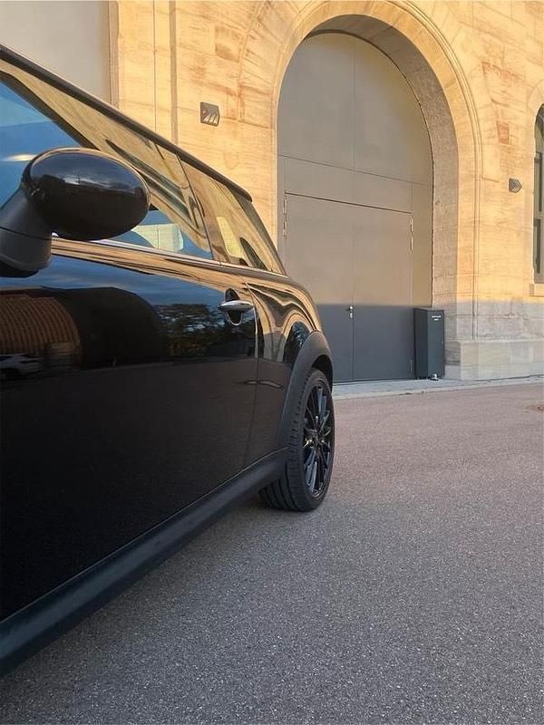 Second-hand Mini Cooper 120 CP (88 kW) 2009 Negru Hatchback