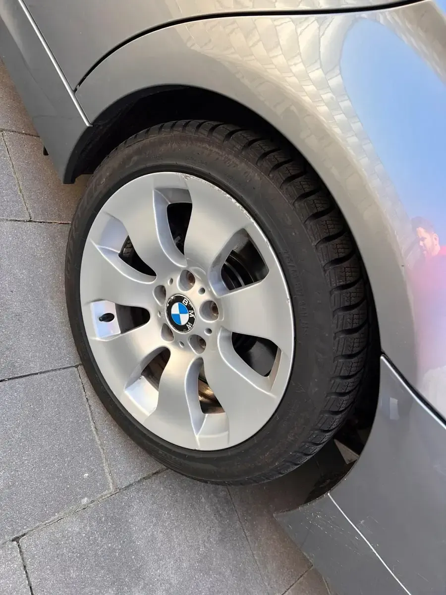 Gebraucht BMW 325 218 PS (160 kW) 2009 Grau Kombi