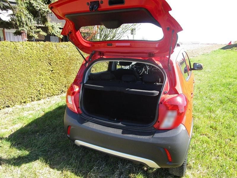 Second-hand Opel Karl 75 CP (55 kW) 2017 Roșu Hatchback