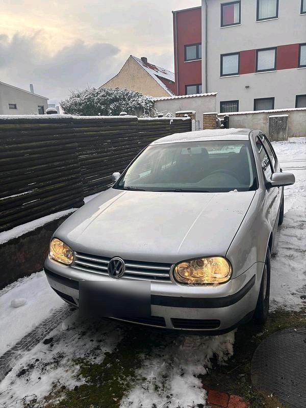 Gebraucht VW Golf IV 75 PS (55 kW) 2003 Silber Kleinwagen