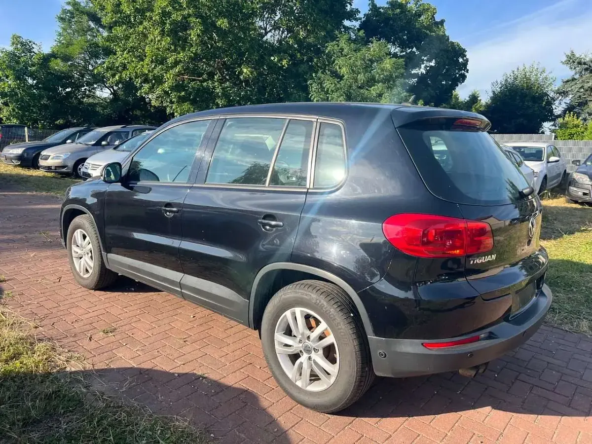 Gebraucht VW Tiguan Trendline 160 PS (117 kW) 2014 Schwarz SUV