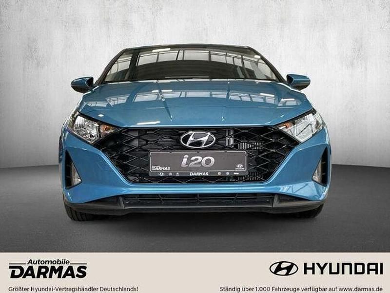 Gebraucht Hyundai i20 Select 101 PS (74 kW) 2022 Blau Limousine
