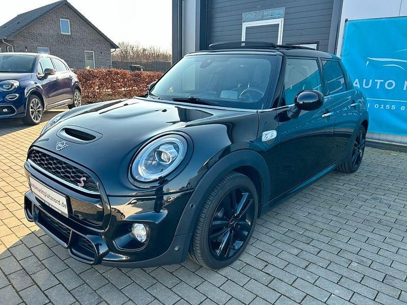 Gebraucht Mini John Cooper Works 192 PS (141 kW) 2018 Schwarz Kleinwagen