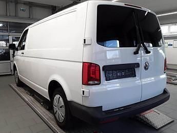 Gebraucht VW T6.1 150 PS (110 kW) 2023 Candyweiß Van