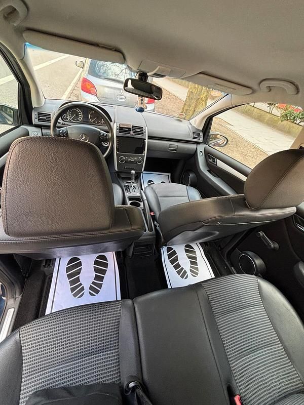 Gebraucht Mercedes A180 109 PS (80 kW) 2008 Blau Limousine