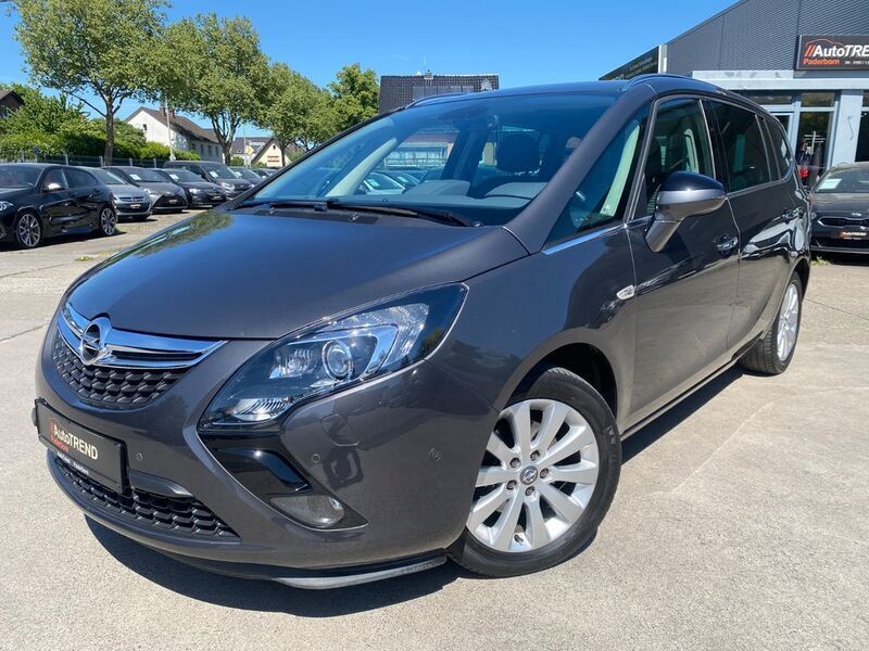 Grau Gebraucht 2012 Opel Zafira Tourer Van / Kleinbus | 10.999 € (Fairer Preis) - Bild 1/4