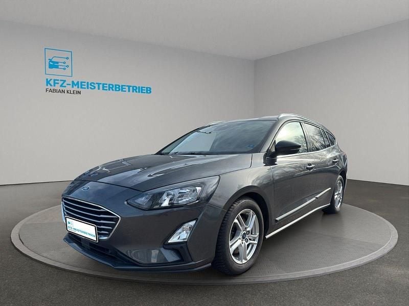 Gebraucht Ford Focus Cool & Connect 120 PS (88 kW) 2020 Grau Kombi