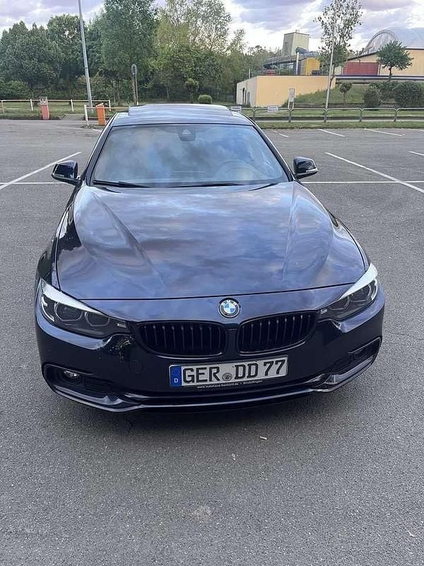 Blau Gebraucht 2019 BMW 420 Gran Coupé Sport Line Coupé | 23.000 € (Fairer Preis) - Bild 1/4